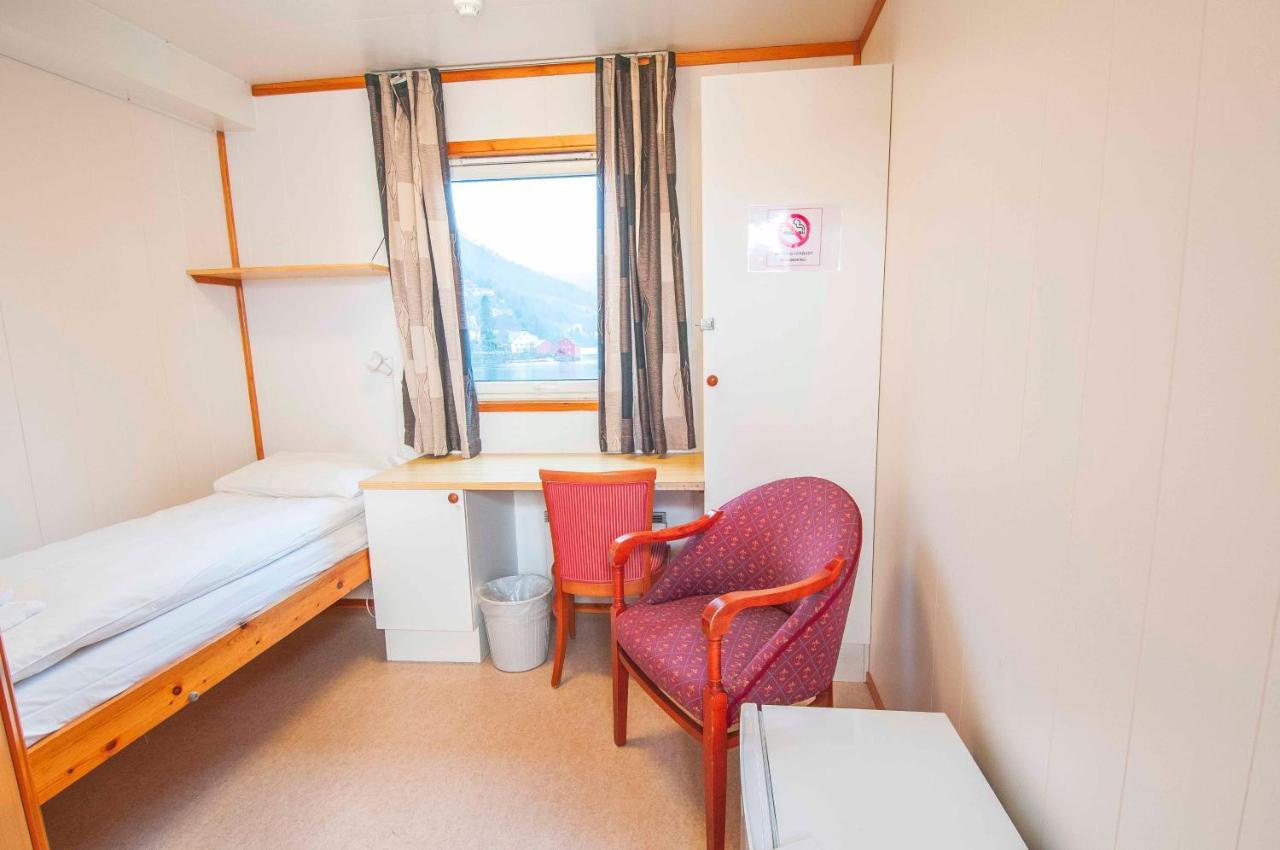 Lutelandet Arbeidshotell Korssund Esterno foto